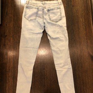 Light-washed jeans, size 28
